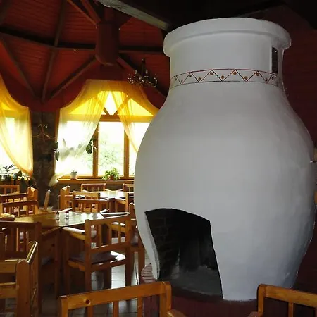 Hotell Urochyshe *